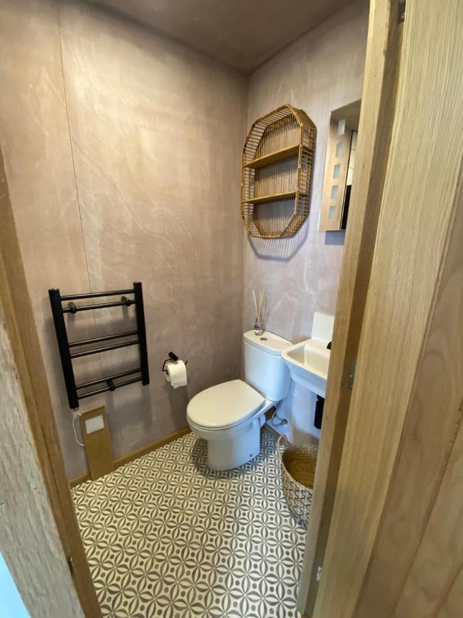 Unique Luxurious Cabin On Sea View Working Croft Garrabost Exteriör bild